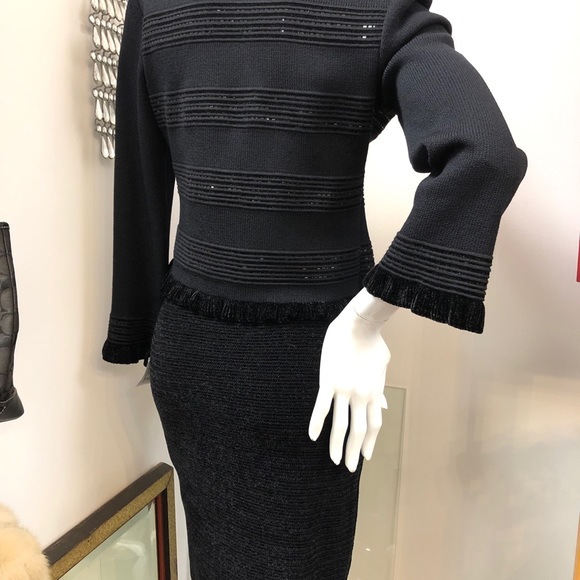 St. John Evening Marie Gray Black Emb. Skirt Suit - Picture 8 of 8